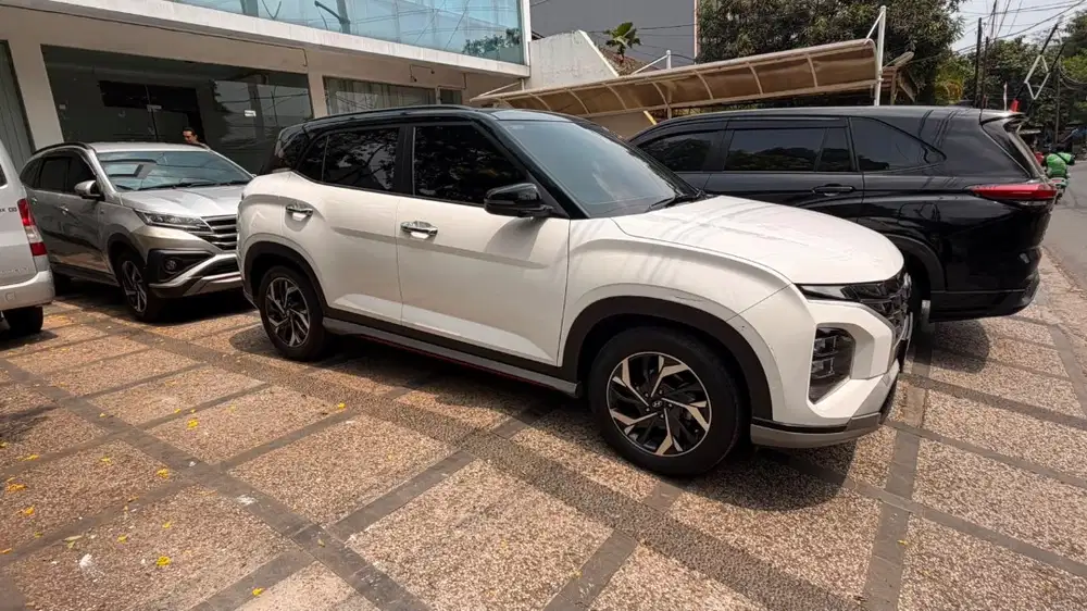 Hyundai Creta Prime Two Tone low km
