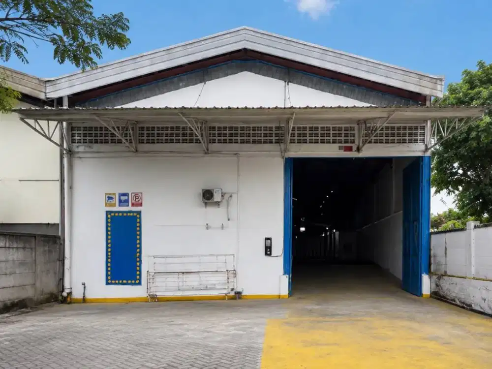 Dijual gudang siap pakai ada lift barang margomulyo indah