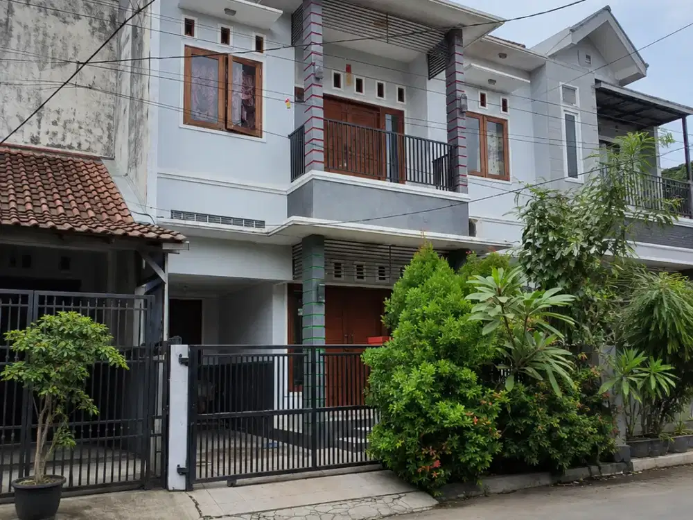 Disewakan rumah 2 lantai di Pulo Sirih, Galaxy, Bekasi