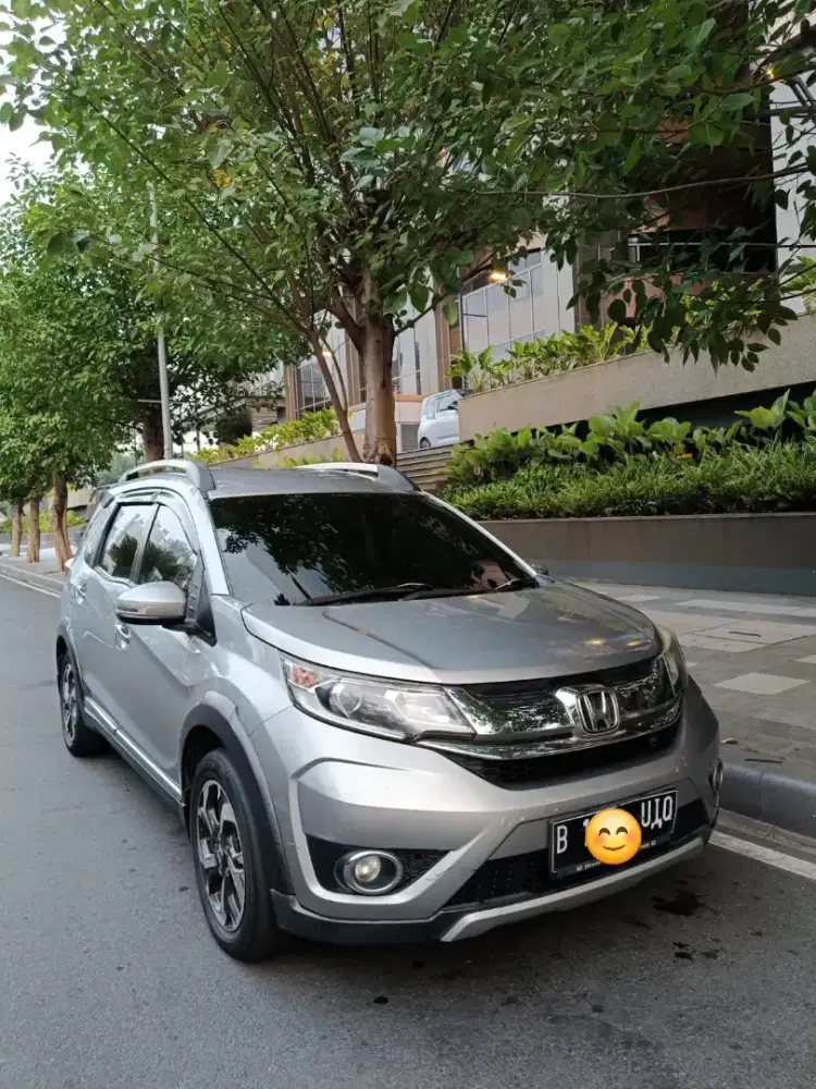 Dijual HONDA BRV 2016 Manual