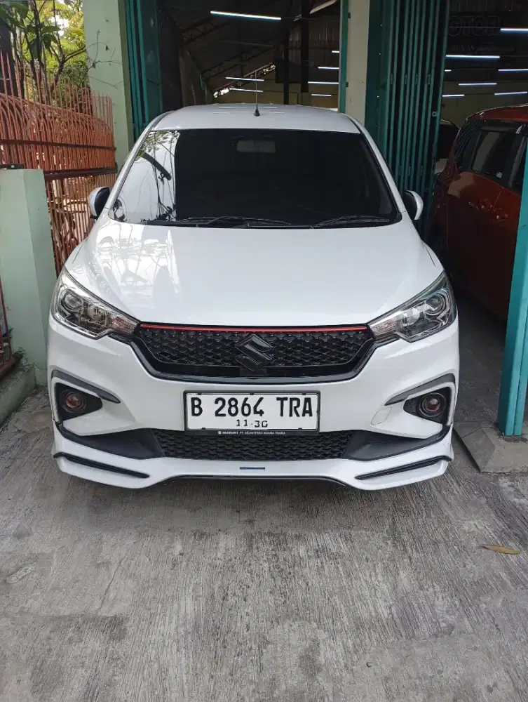 Suzuki Ertiga 1.5 GX AT Sporty 2020 Putih