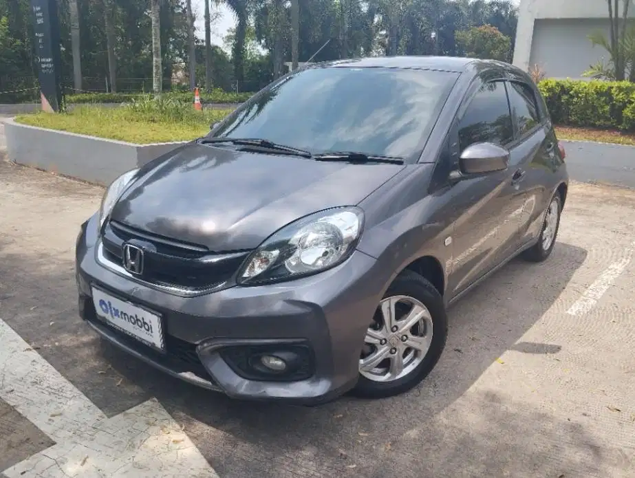 LOW DP Honda Brio Satya 1.2 E Bensin-MT 2017 AGC