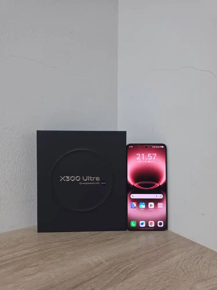 Vivo X300 Ultra 5G Resmi 16/512 Fullset Like New 16GB 512GB Zeiss