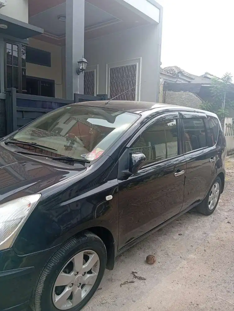 Nissan Livina 2008 Bensin