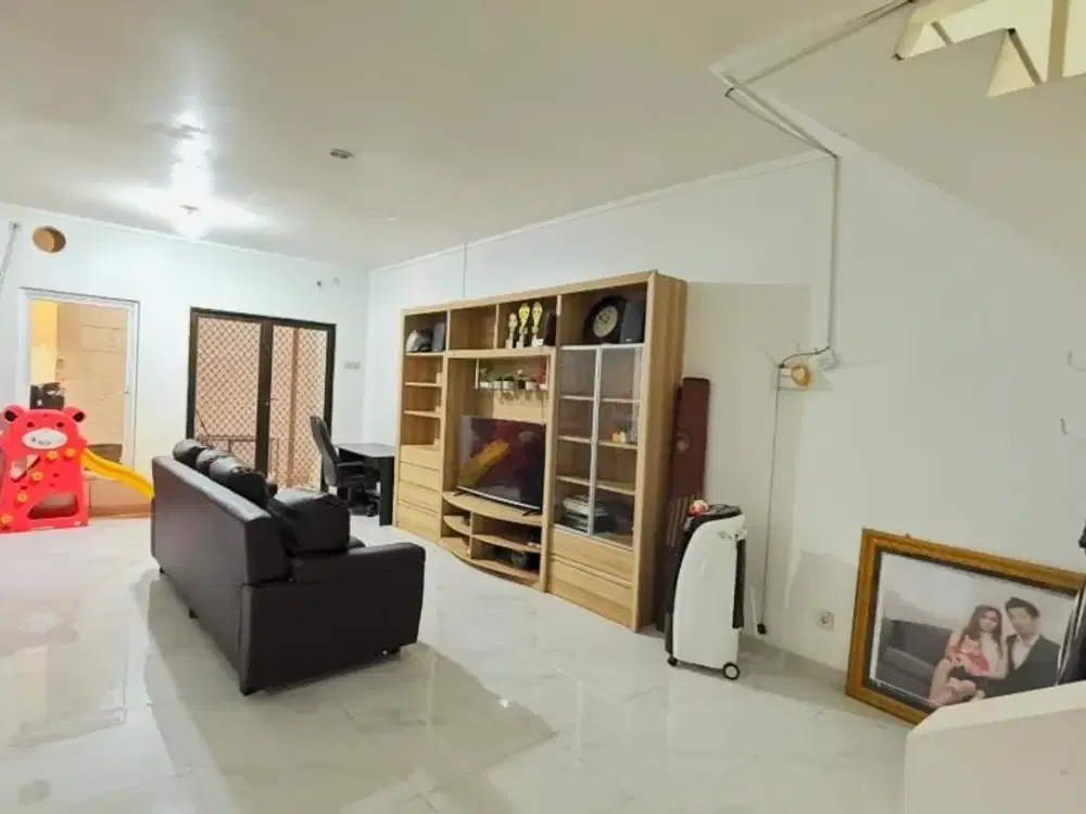 Rumah Bagus di Modernland Tangerang