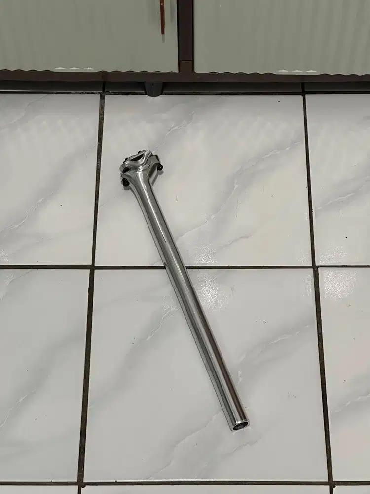 Seatpost wake 25,4 silver polished
