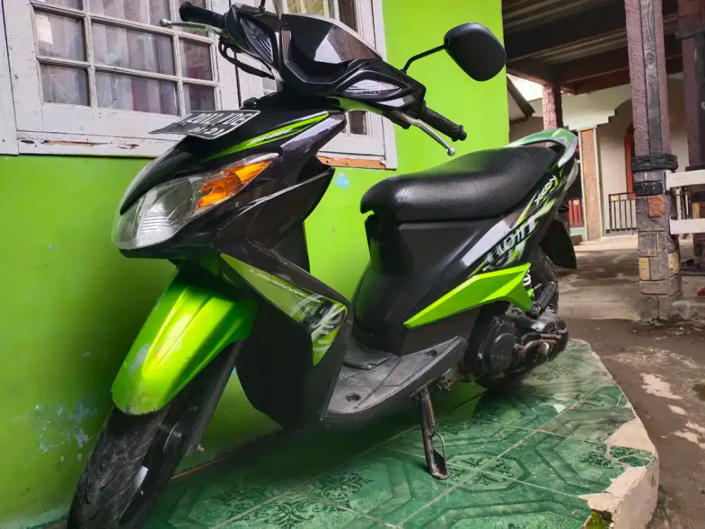 Yamaha XEON 44D/Karbu