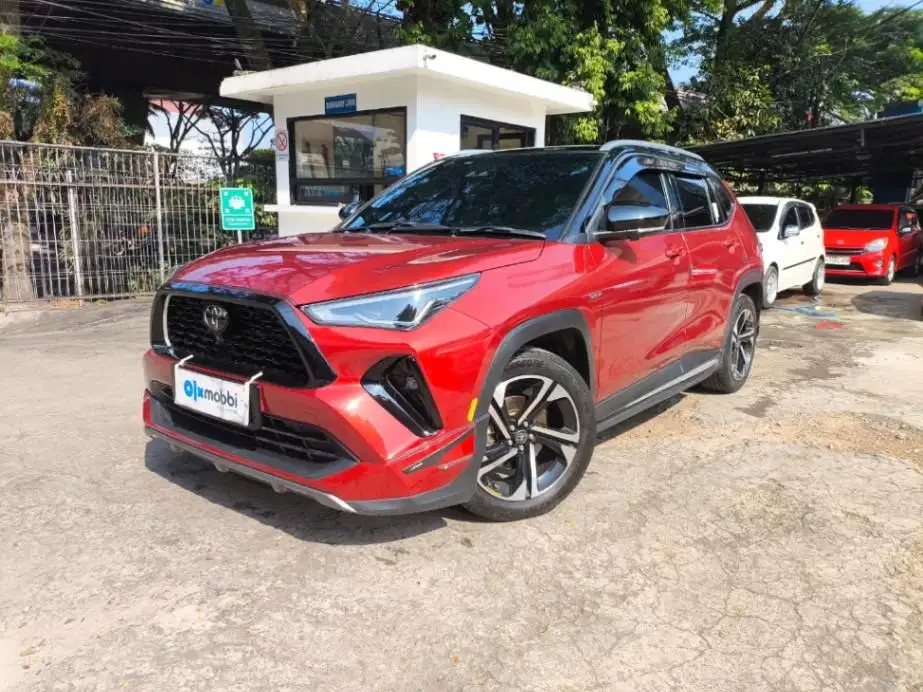 LOW DP Toyota Yaris Cross 1.5 S GR HV TSS Two Tone Hybrid-AT 2023 8PD