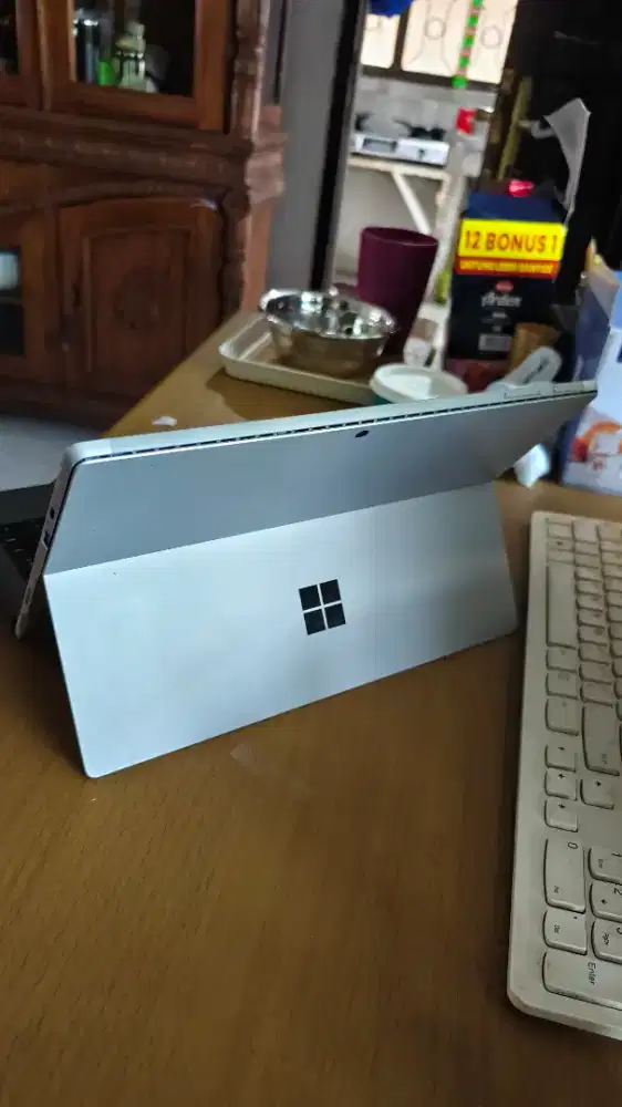 Microsoft Surface Pro 7