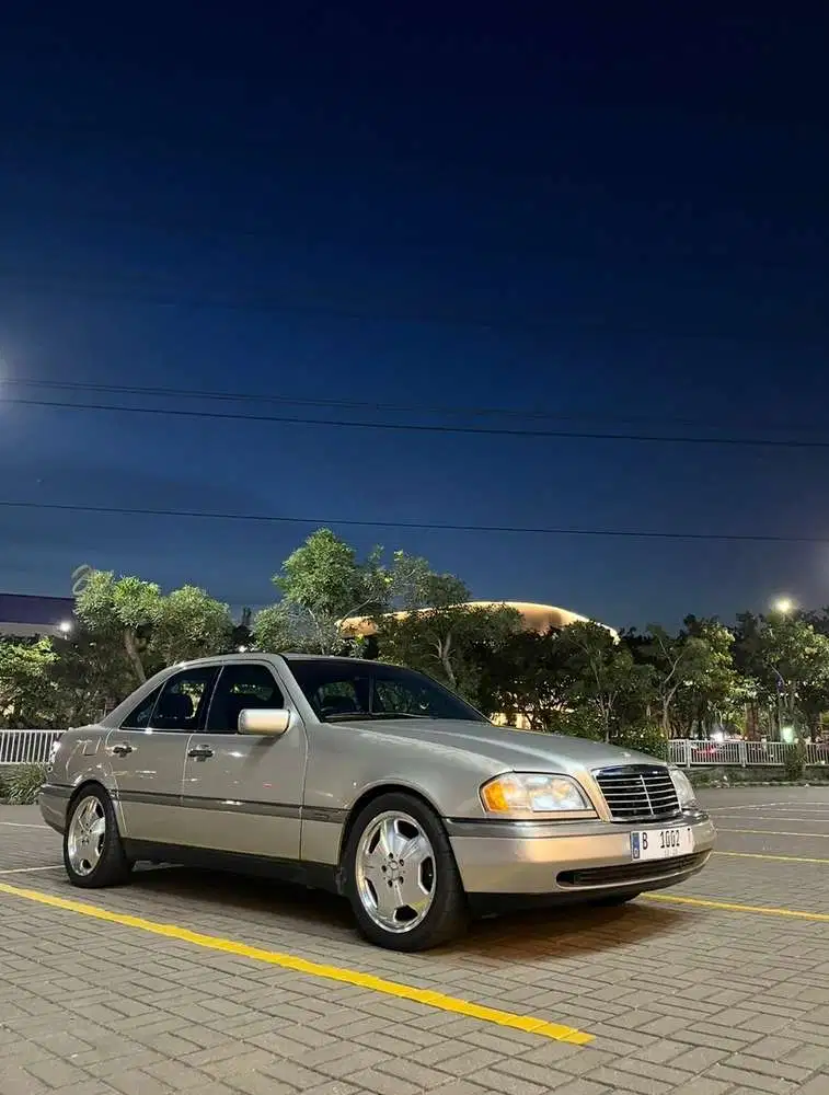 Mercedes-Benz C230 1997 Bensin