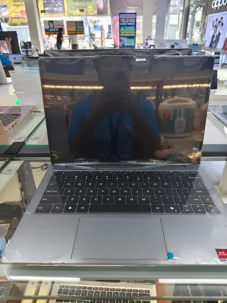 LAPTOP ADVAN WORKMATE 14 R5-3500U/8GB/256GB