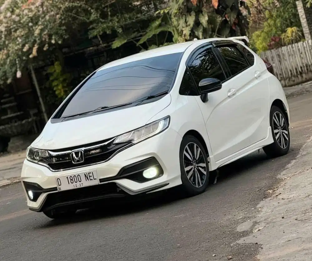 JAZZ RS 1.5 AT 2017 LowKM 96rb RECORD HONDA BANDUNG FACELIFT