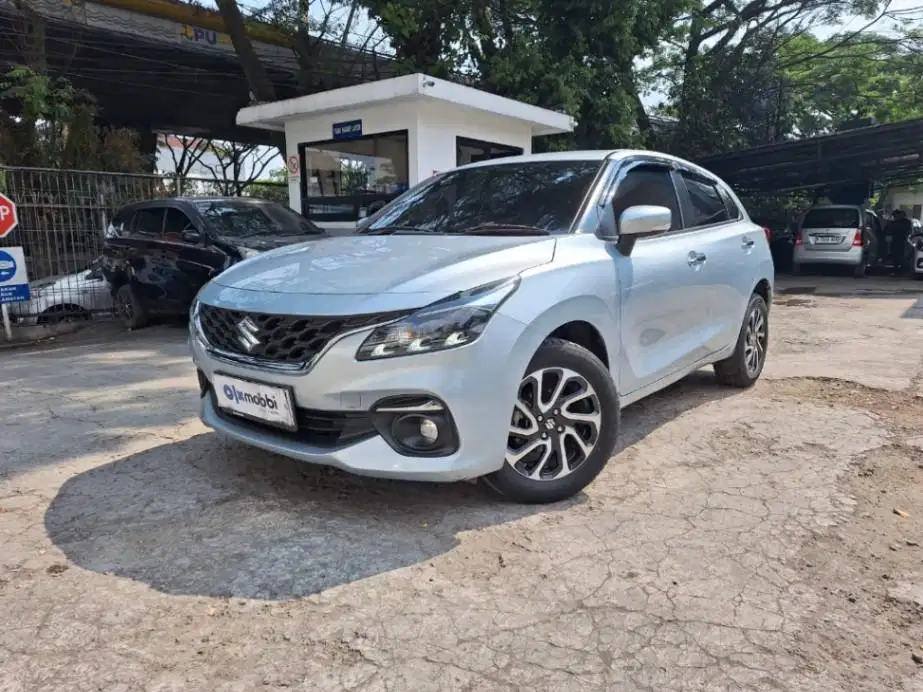 LOW DP Suzuki Baleno 1.5 Bensin-MT 2022 VDJ
