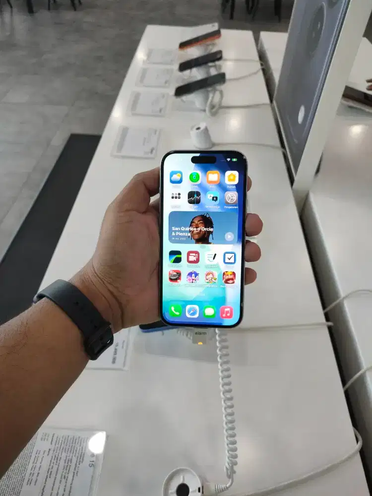IPHONE 15 KREDIT TANPA BUNGA