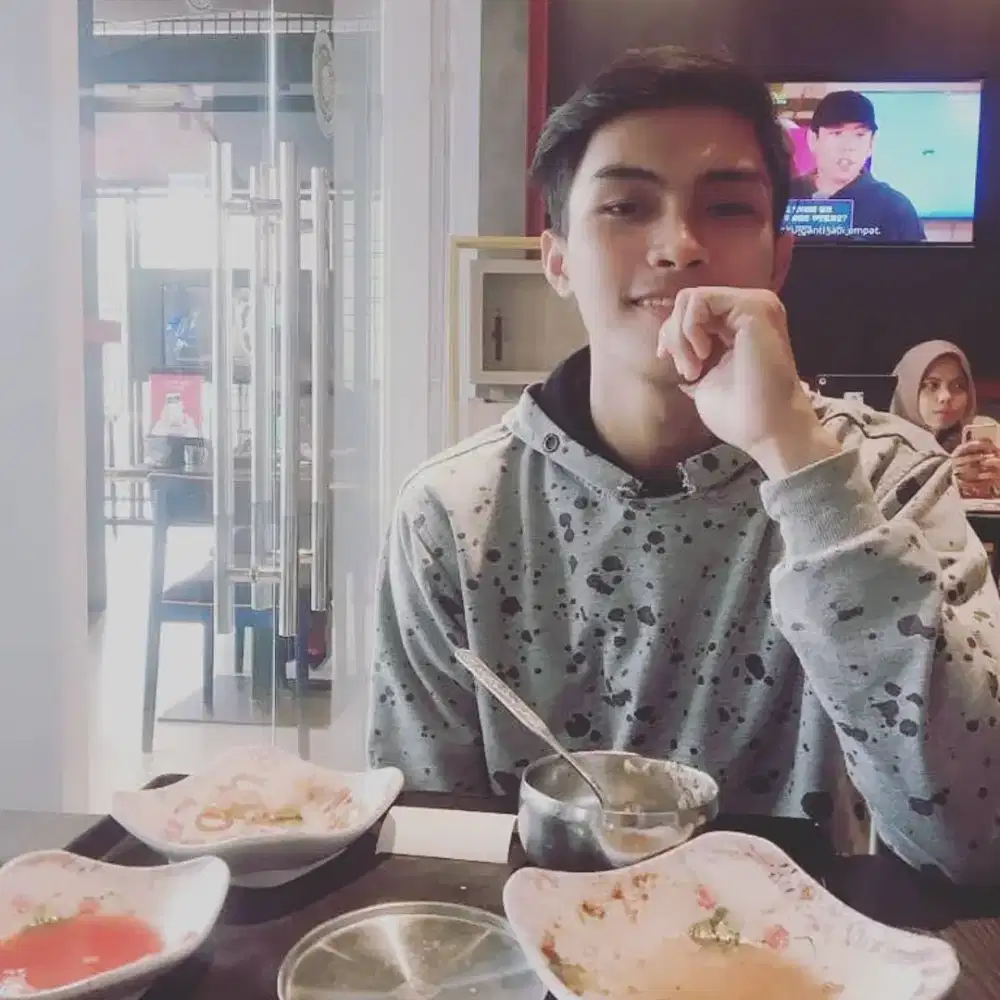 Info lowkernya ka,apa aja boleh.