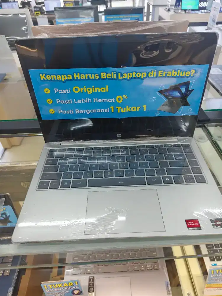 LAPTOP HP 14-EM0531AY 14 FGD/R5-7530U/2X4GB/256GB