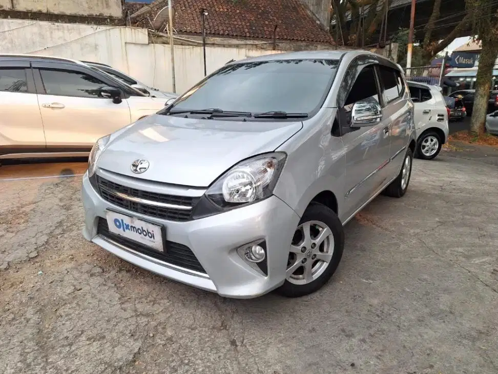 LOW DP Toyota Agya 1.0 G Bensin-MT 2017 UAG