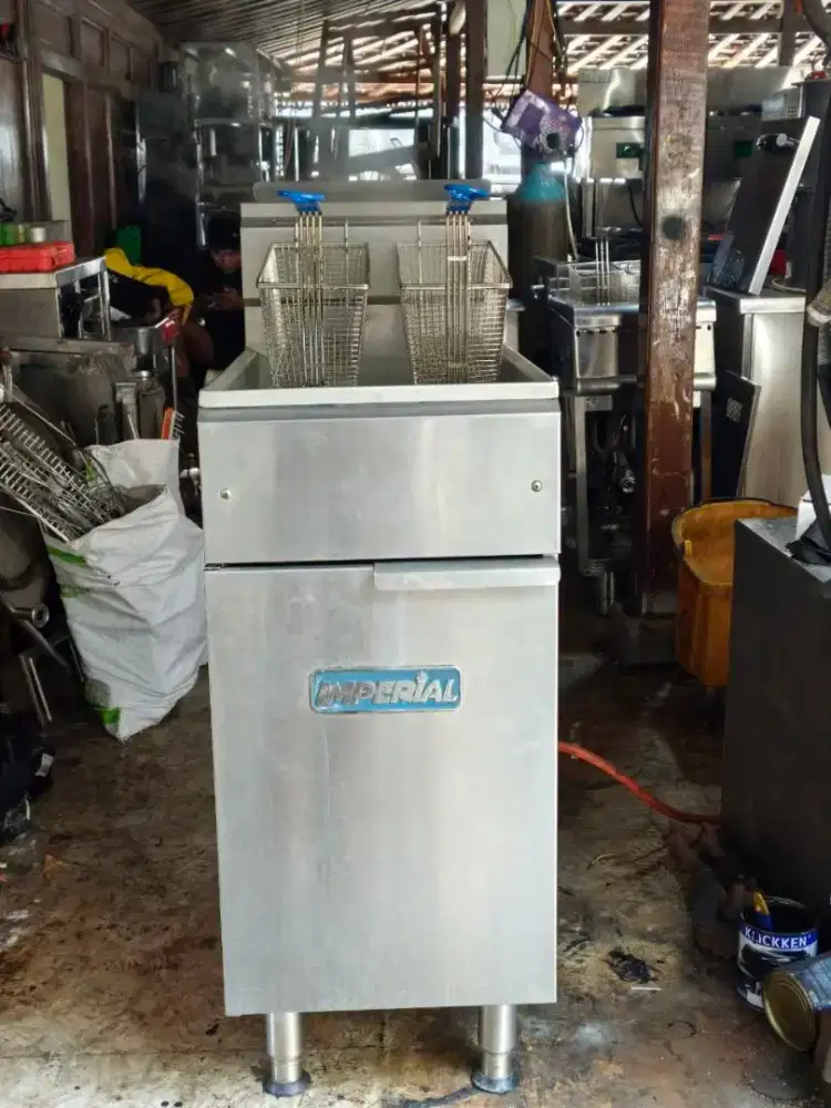 DEEP FRYER GAS NAYATI

Uk 40x80x93

HARGA 7jt
Thermostat On/ Berfungsi
