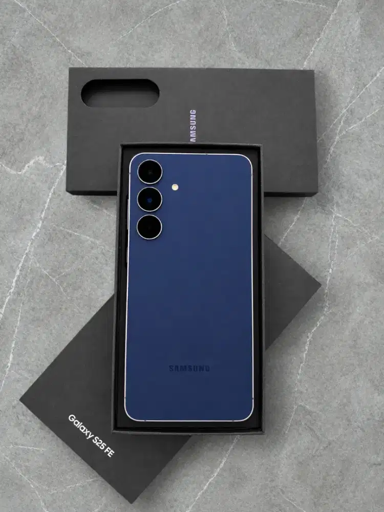 Samsung S25 FE 8/256 garansi panjang mulus like new