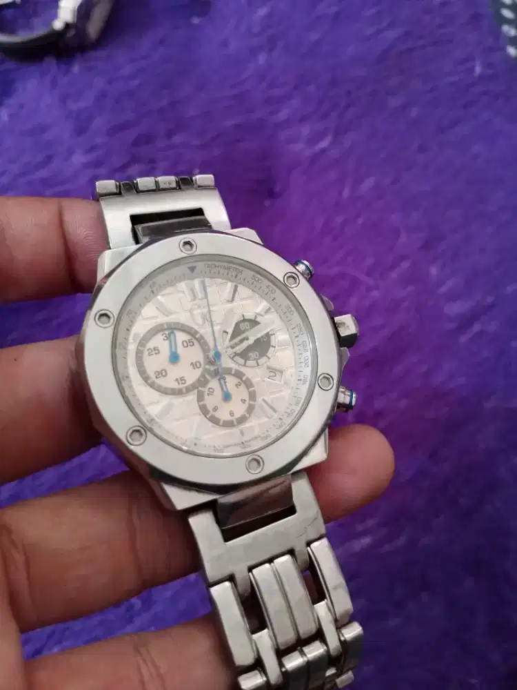 Guess collection X72011G1S