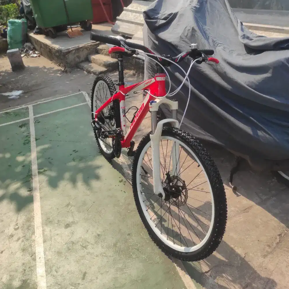 Sepeda polygon strada 4.0 alloy