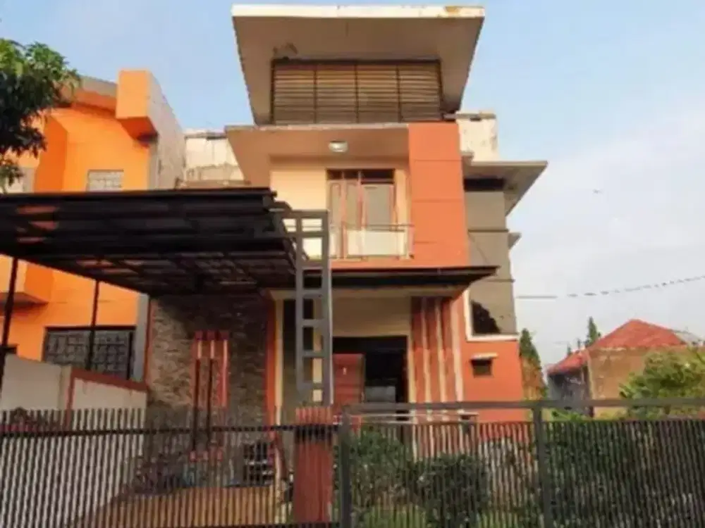 RUMAH STRATEGIS WILAYAH POLBAN BANDUNG