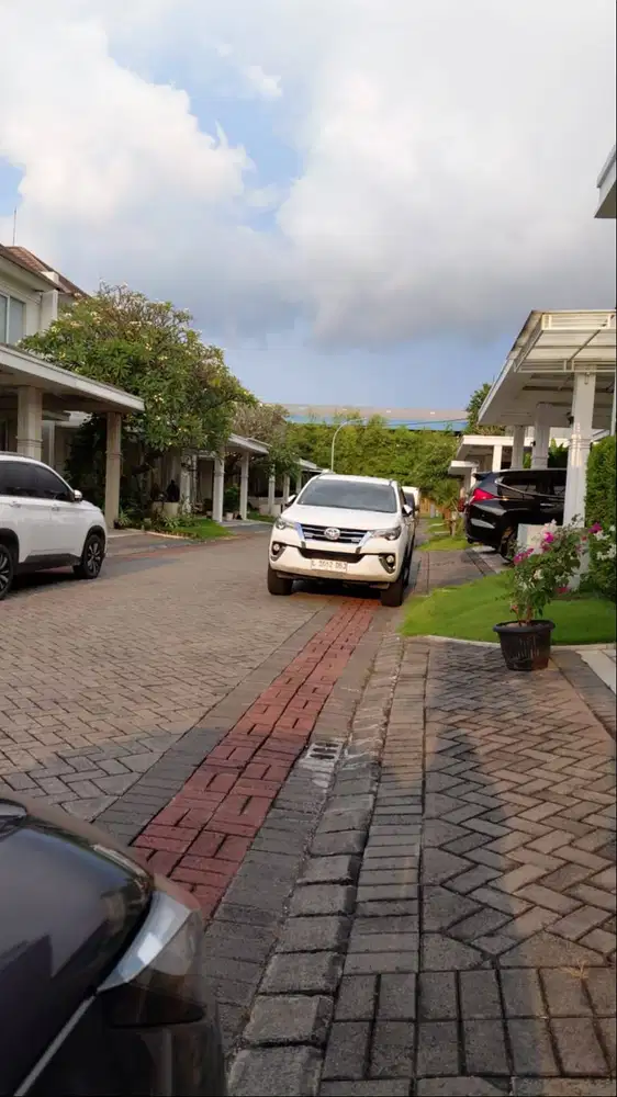 Rumah terawat siap pakai