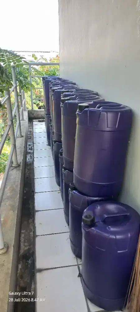 Galon / Drum bekas Chemical 28 liter