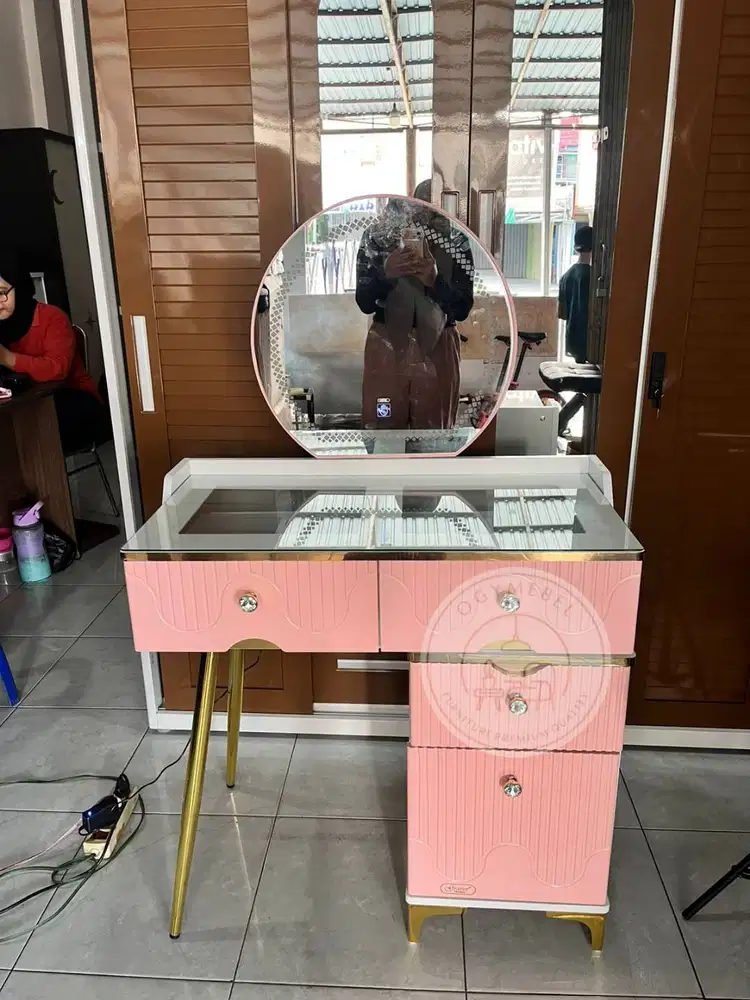 PROMO MEJA RIAS IMPORT LAMPU LED PINK MINIMALIS + KURSI PUFF TERLARIS