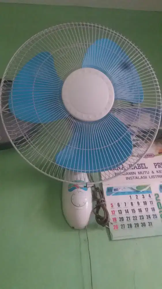 Kipas angin dinding 16 inch merk maspion normal siap pakai nego tipis