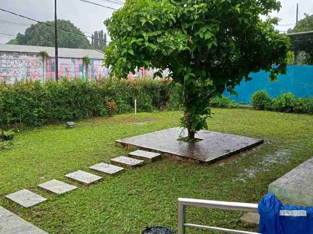 Rumah Bagus dengan Tanah Luas 812 m2 dekat Balitro Kota Bogor