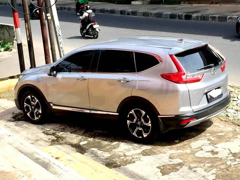 Honda CRV 2.0 iVTEC CVT/AT NIK 2018