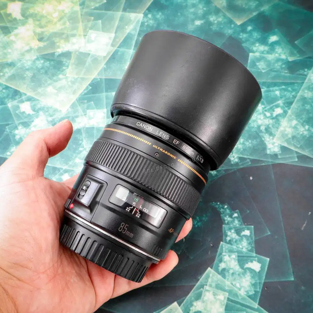 Canon 85mm f1.8 USM. Used. Mulus. bonus hood
