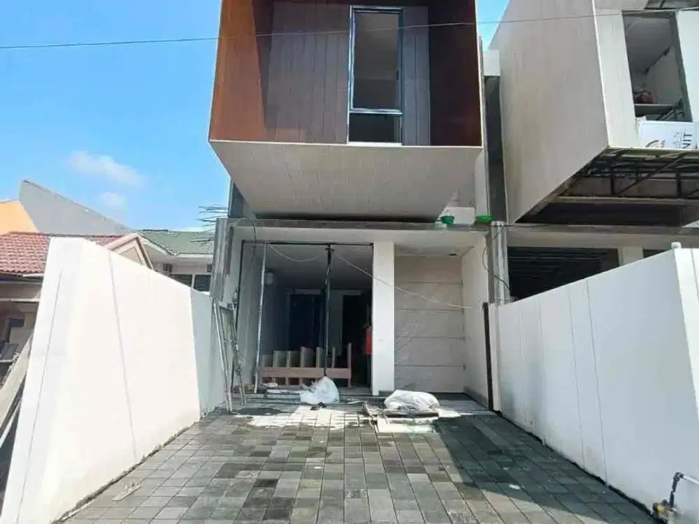 Baru Gress‼ Daerah dharmahusada 
Jual Rumah + Furnish Esklusif di *MOJOKLANGGRU* Lokasi terdepan