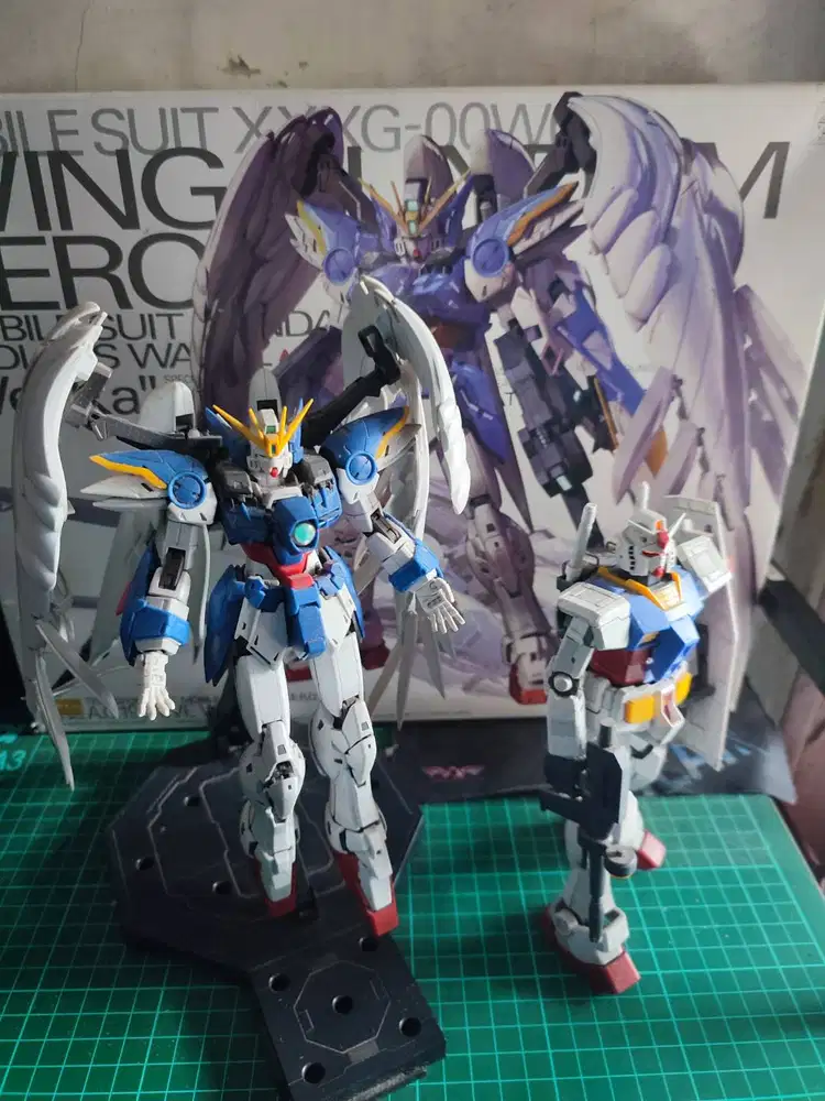 Gundam Master Grade Wing Zero Ew Ver. Ka & RX-78-2 Ver. 3.0 Bandai