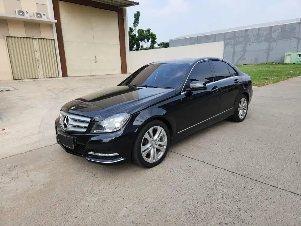Di jual mercy C200