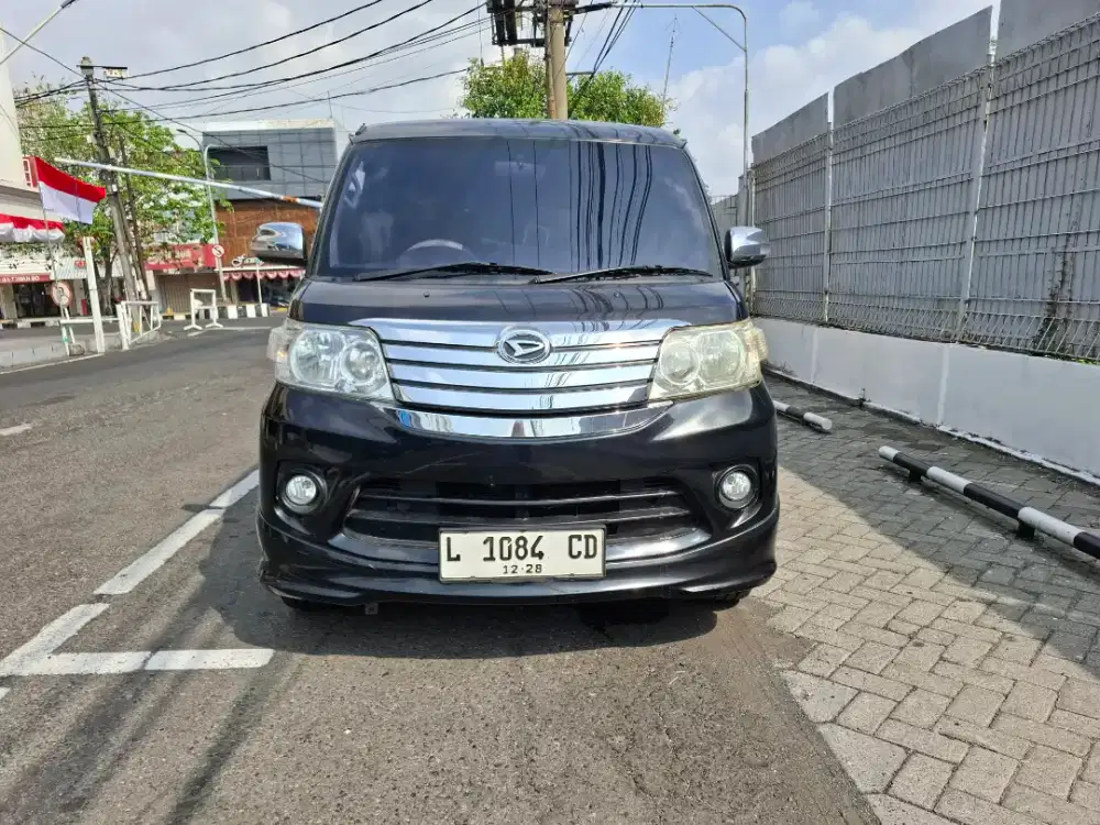 Daihatsu Luxio 2015 Bensin