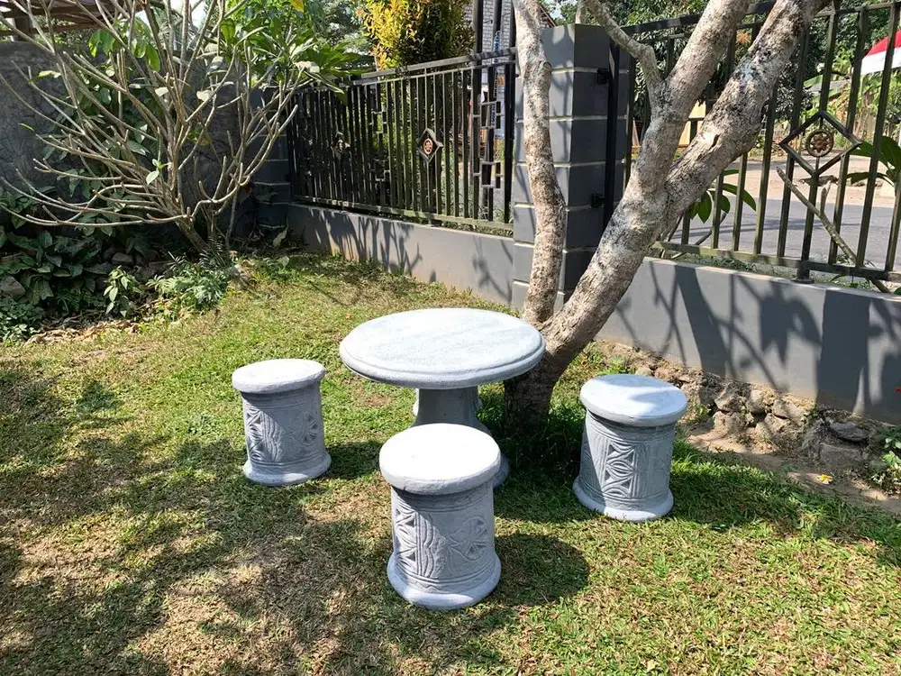 Kursi Taman 1 Set