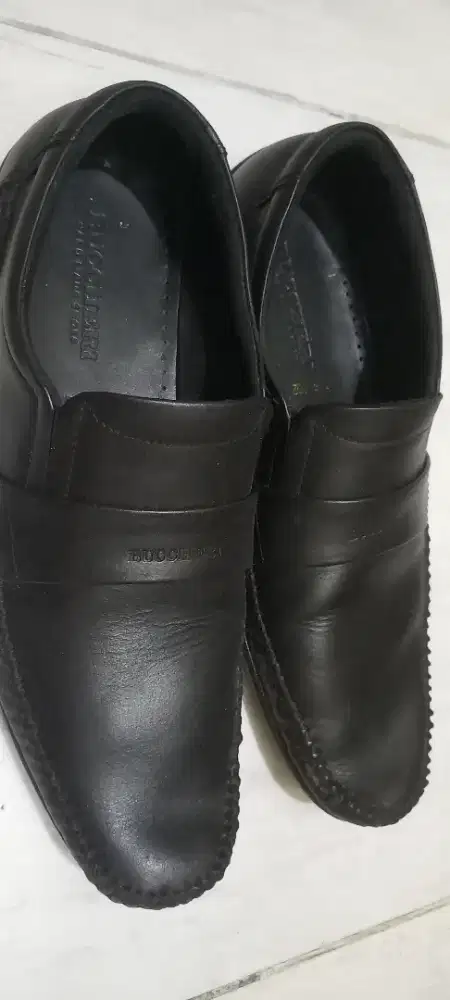 Jual sepatu BUCCHERI