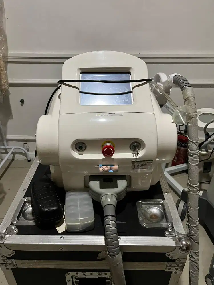 ALAT KLINIK KECANTIKAN IPL (LOTUS GLOBAL ( IPL))
