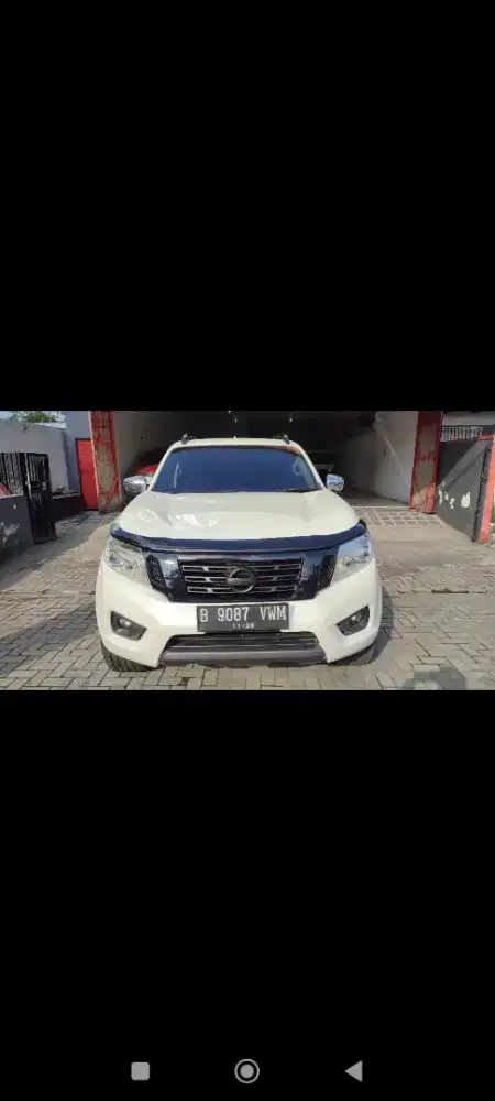 Nissan navara VL 2015 AT