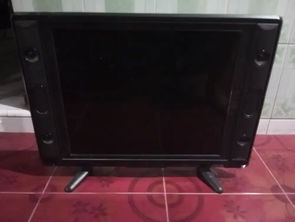 Digital TV  14 Mrek weyon