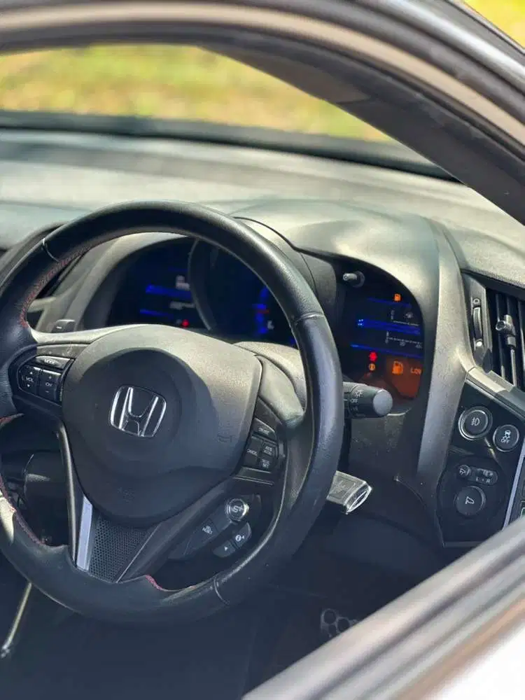 Honda CR-Z 2013 Bensin