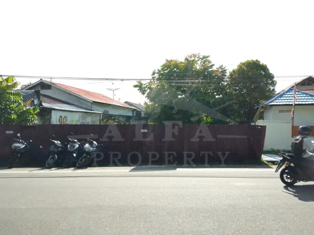Tanah Strategis! Pinggir Jalan Utama, Akses Mudah, Tengah Kota