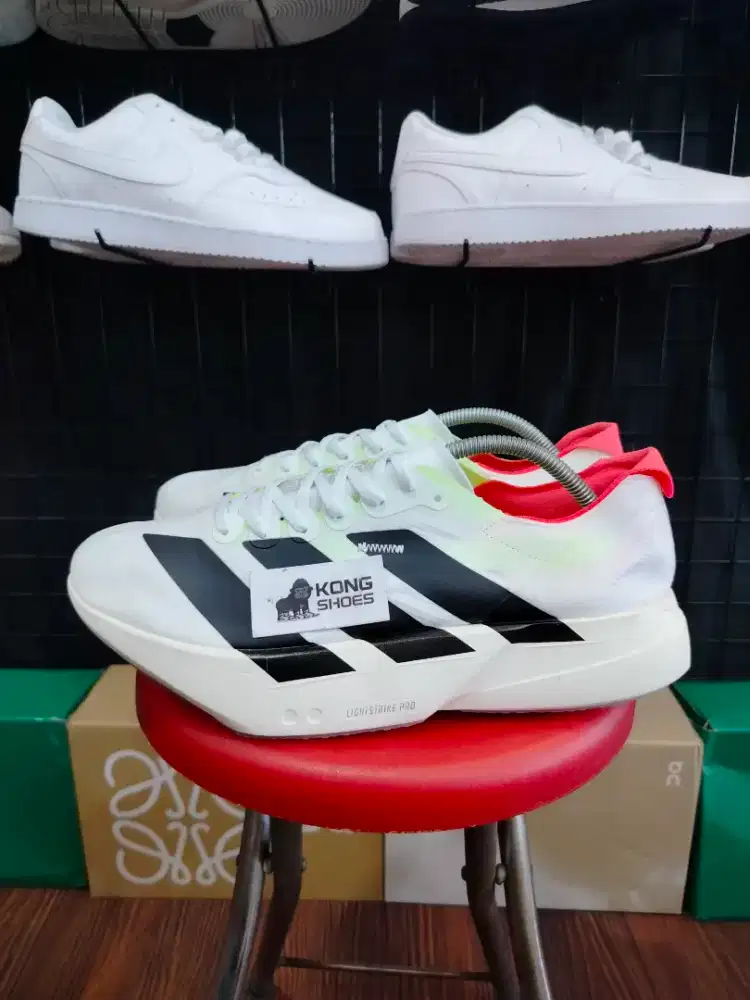 SEPATU ADIZERO ADIOS PROY WHITE BLACK