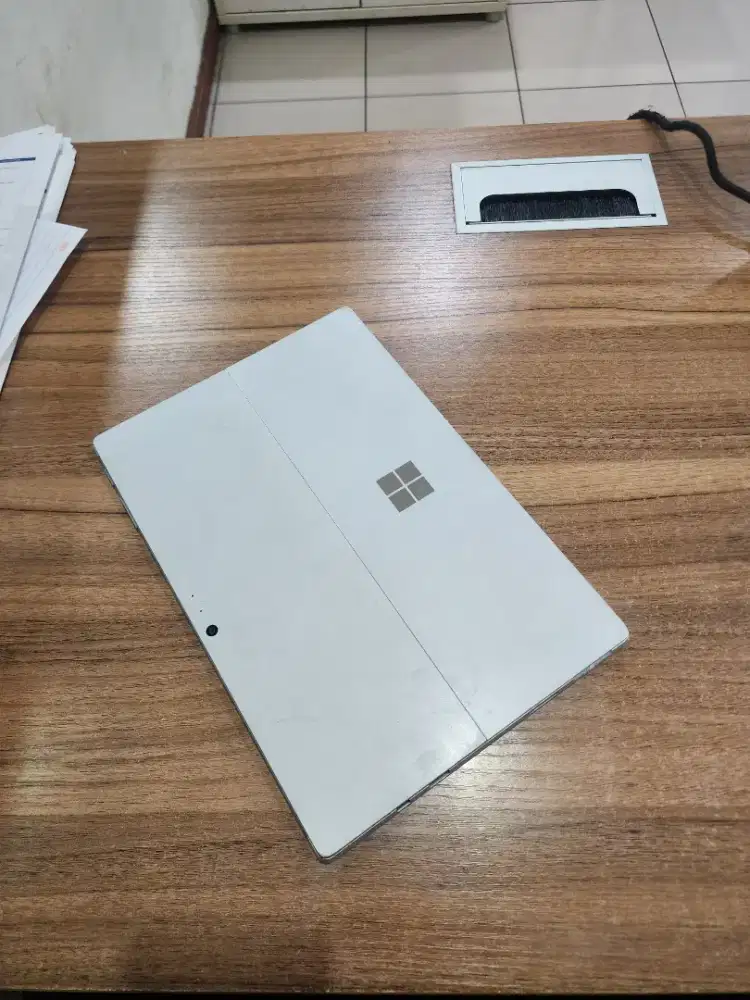 Microsoft surface i5