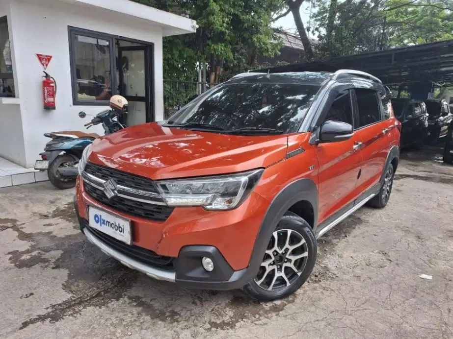 LOW DP Suzuki XL7 1.5 Alpha Bensin-AT 2021 AJJ