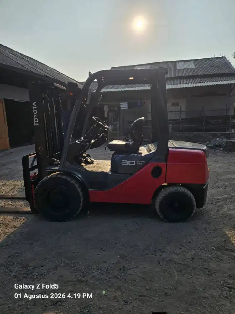 Forklift Toyota 3 Ton,Tiang Fullfreelift,Manual,8FD30,Tahun 2021
