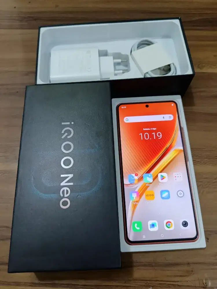 VIVO IQOO NEO 10 8/256