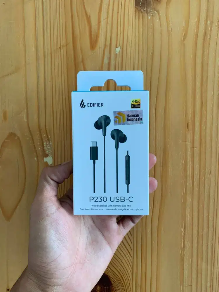 Edifier P230 USB-C Wired Earbuds